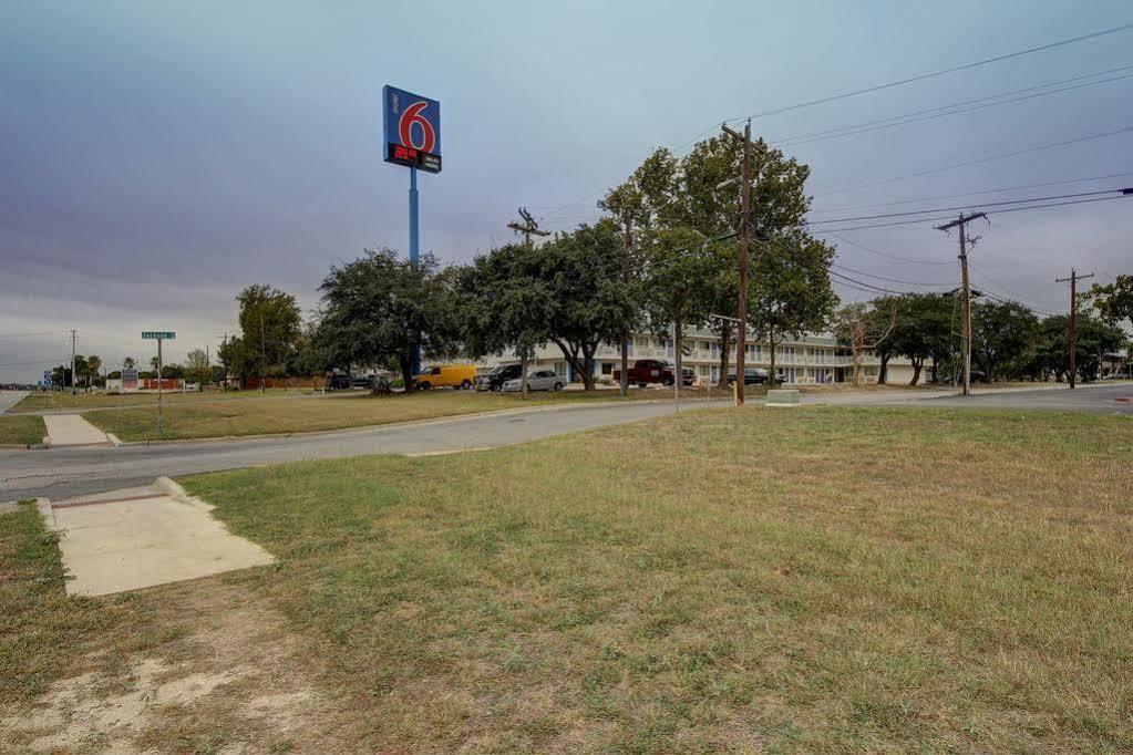 Hotel 6-san Marcos, Tx San Marcos