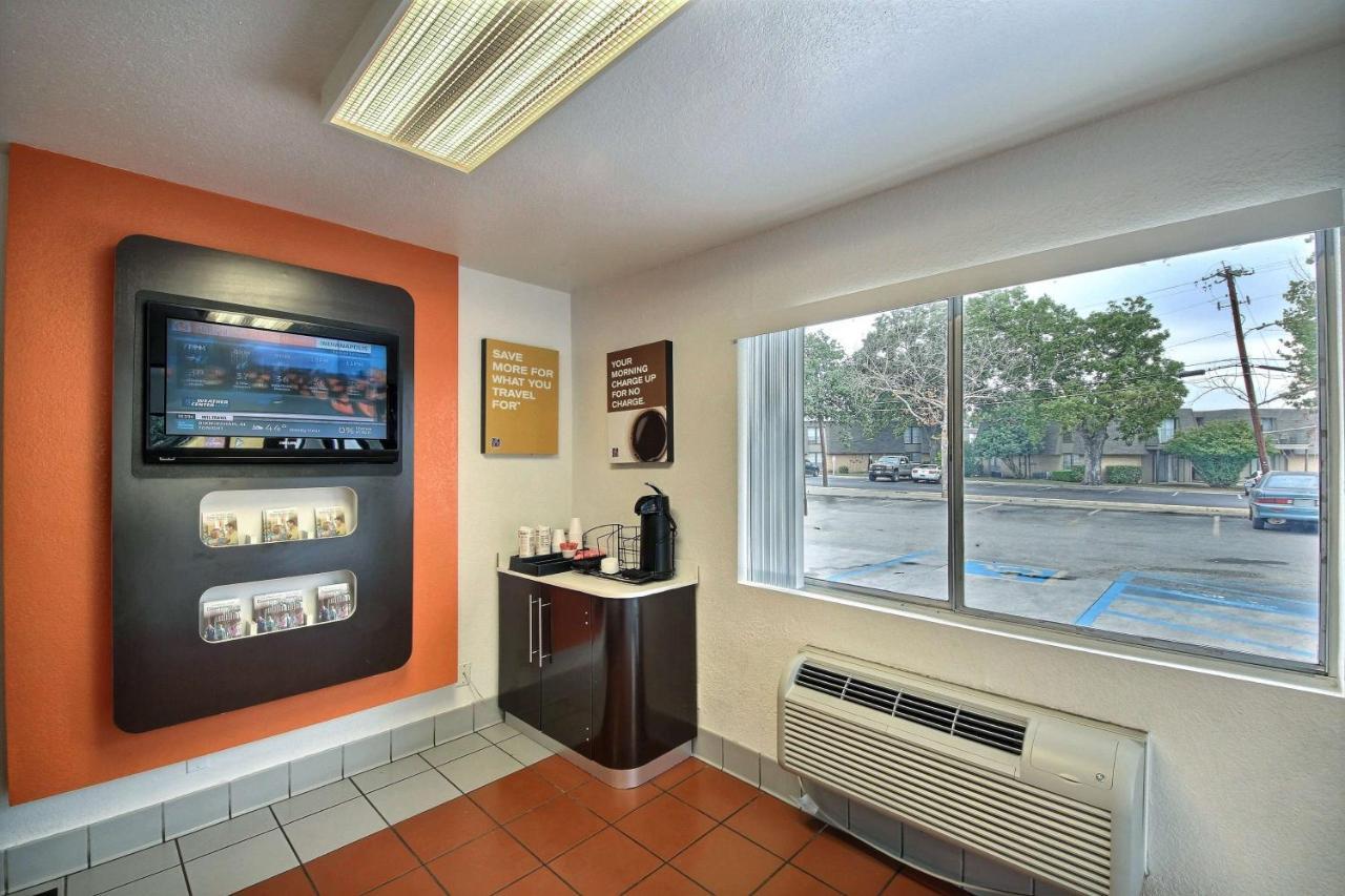 6-san Marcos, Tx Hotel 2*